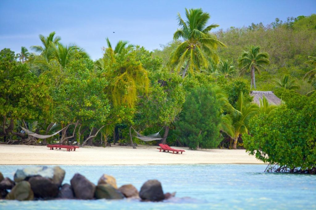 Hängematten und Sanstrand Navutu Stars Resort Fidshi Die ultimativen Resorts, um weltweit Sonne, Meer und Spaß zu haben